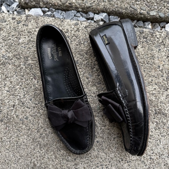 G. H. Bass Lillian Bow Weejuns Loafer - Picture 1 of 10